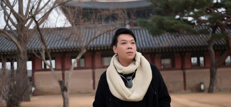 Vỹ Khang tung bộ ảnh mùa đông tuyết lạnh đầy lãng mạn ở xứ sở Kim Chi